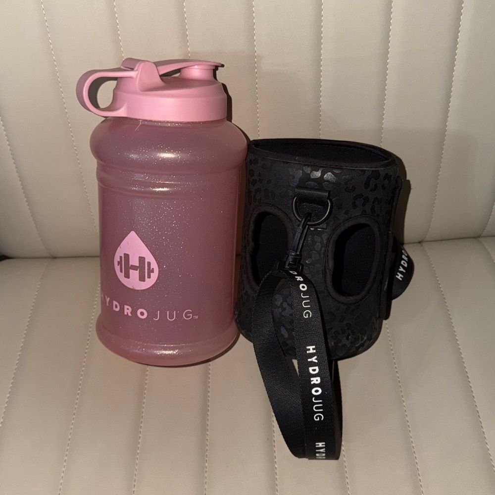 Hydrojug OG black cheetah Sleeve LIMITED EDITION Rare with Sparkle Jug